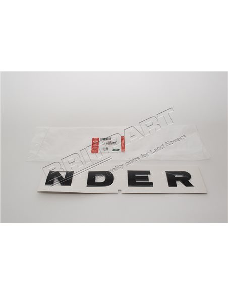 Monogramme "NDER" couleur NOIR sur le Capot
